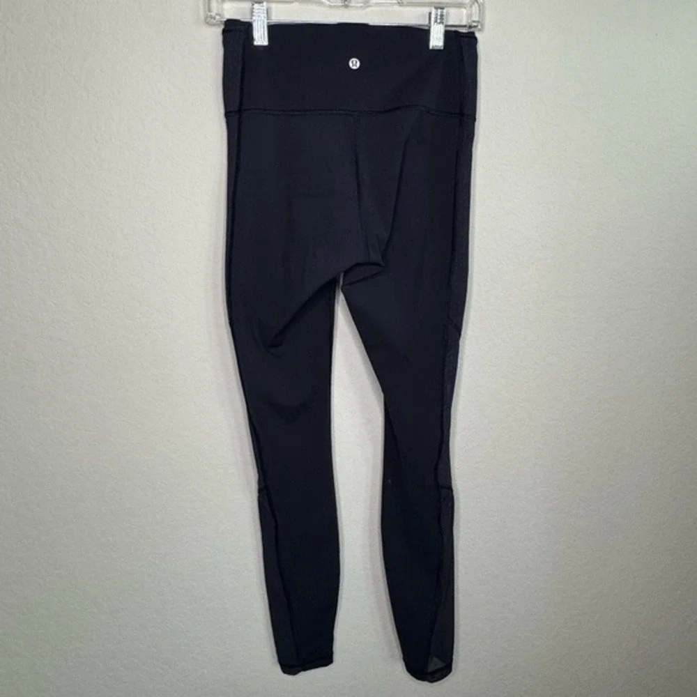 Lululemon‎ Body Con Tight Leggings- Sz 6